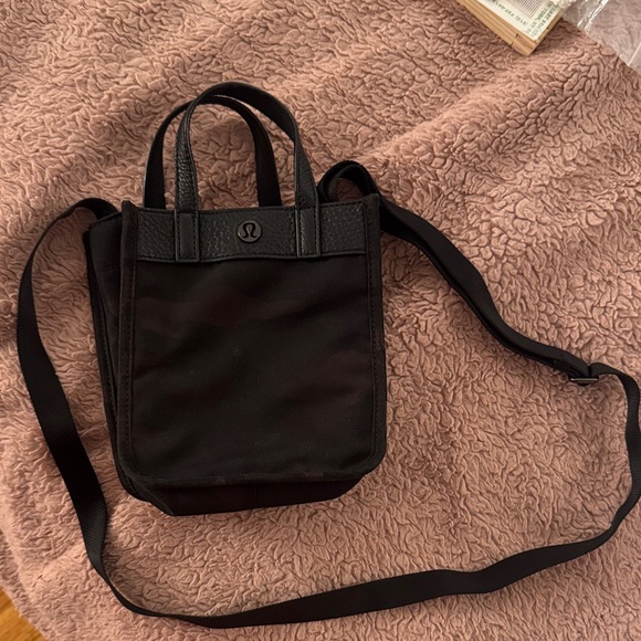 lululemon “now and always” micro tote - Picture 4 of 4
